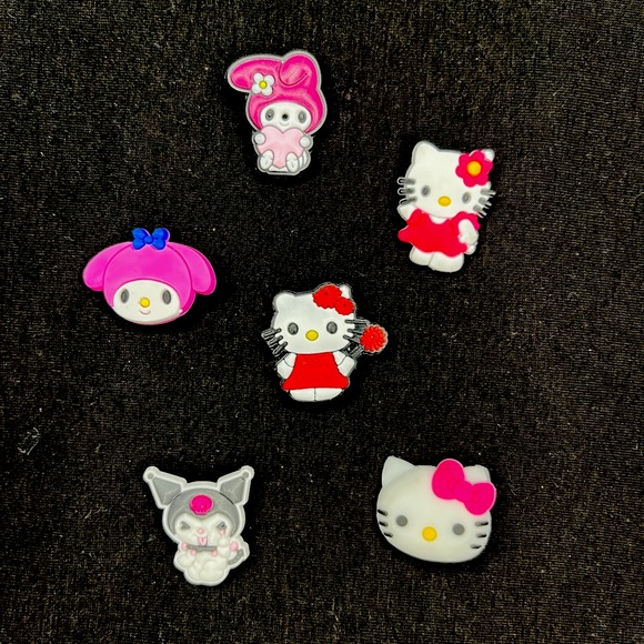 Hello Kitty Croc Charms - Picture 2 of 2